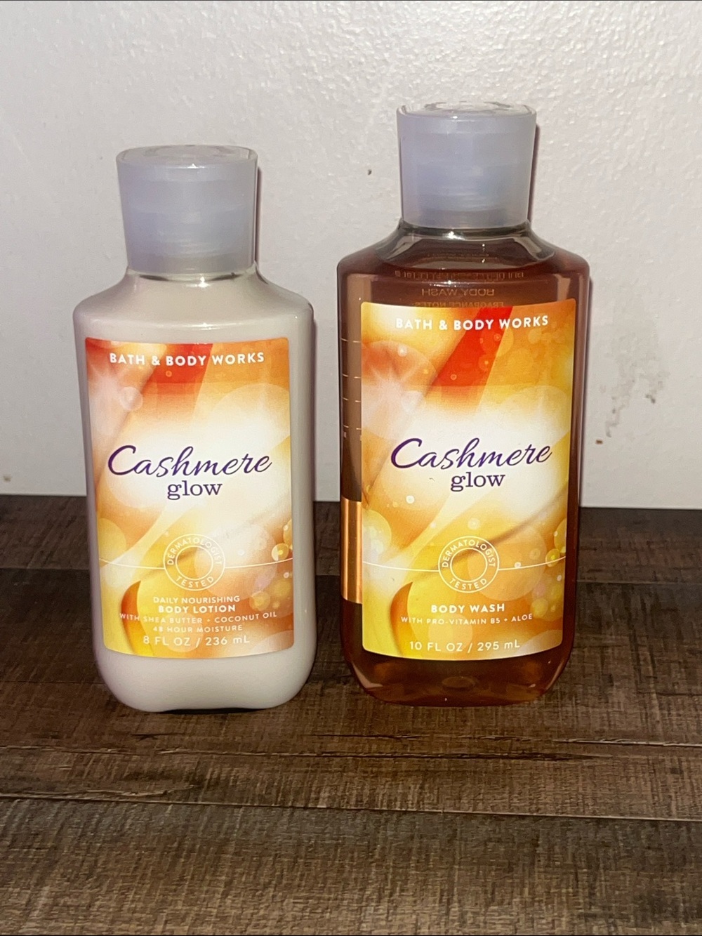 Bath & Body Works Cashmere Glow Body Wash & Lotion - White, Gold, Amber